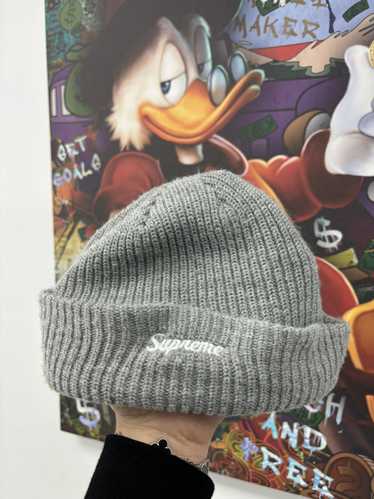 Supreme Supreme Grey Beanie