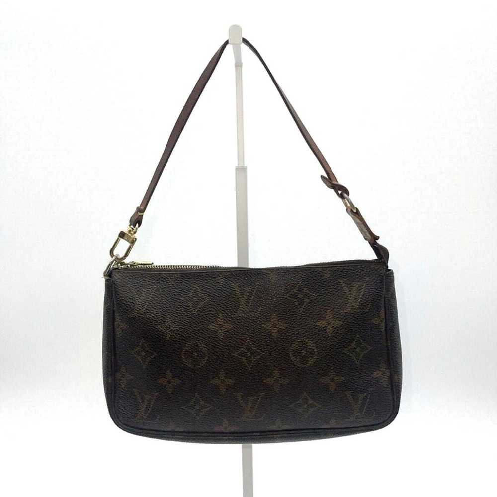 Louis Vuitton Pochette Accessoire leather handbag - image 4