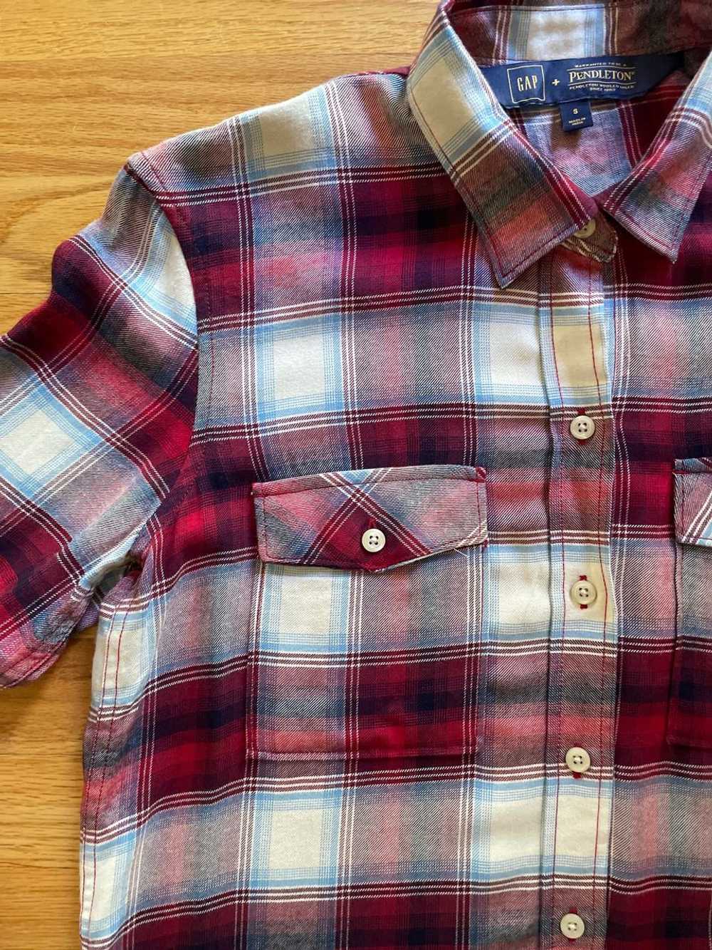 Pendelton X Gap Plaid Button Down (S) | Used,… - image 2