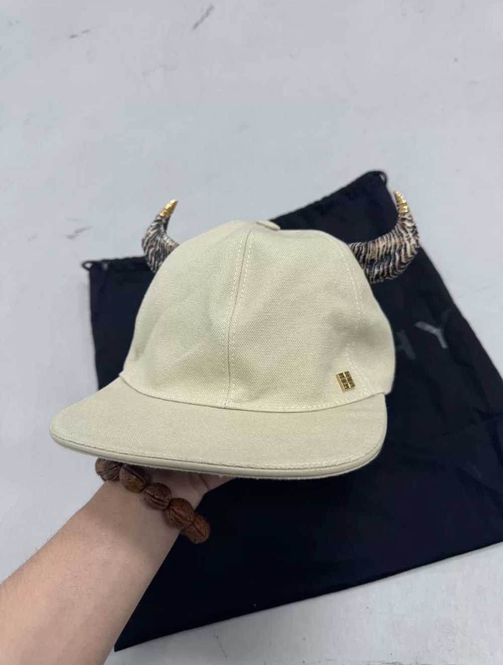 Givenchy Givenchy 21ss cowhorn hat - image 2