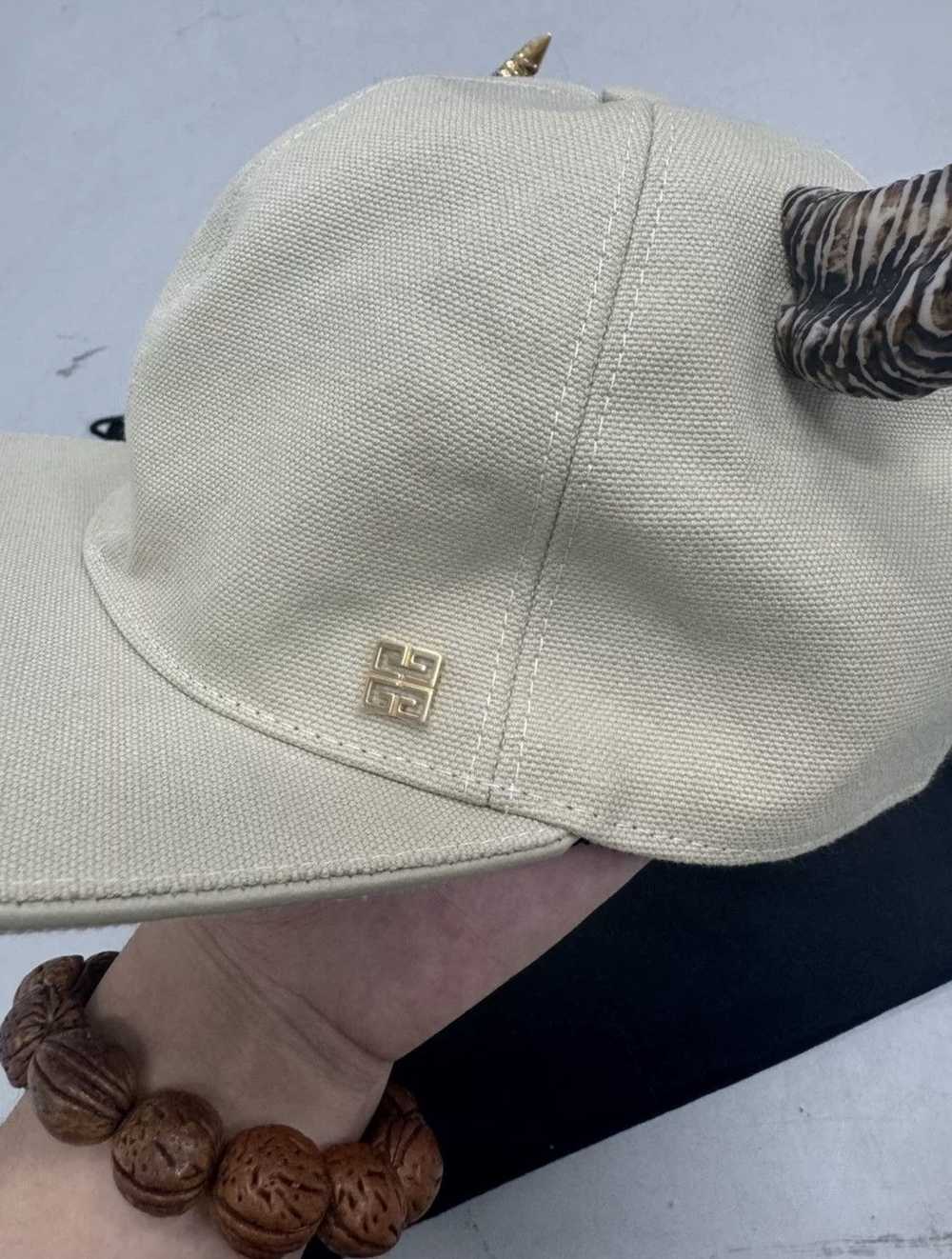 Givenchy Givenchy 21ss cowhorn hat - image 4