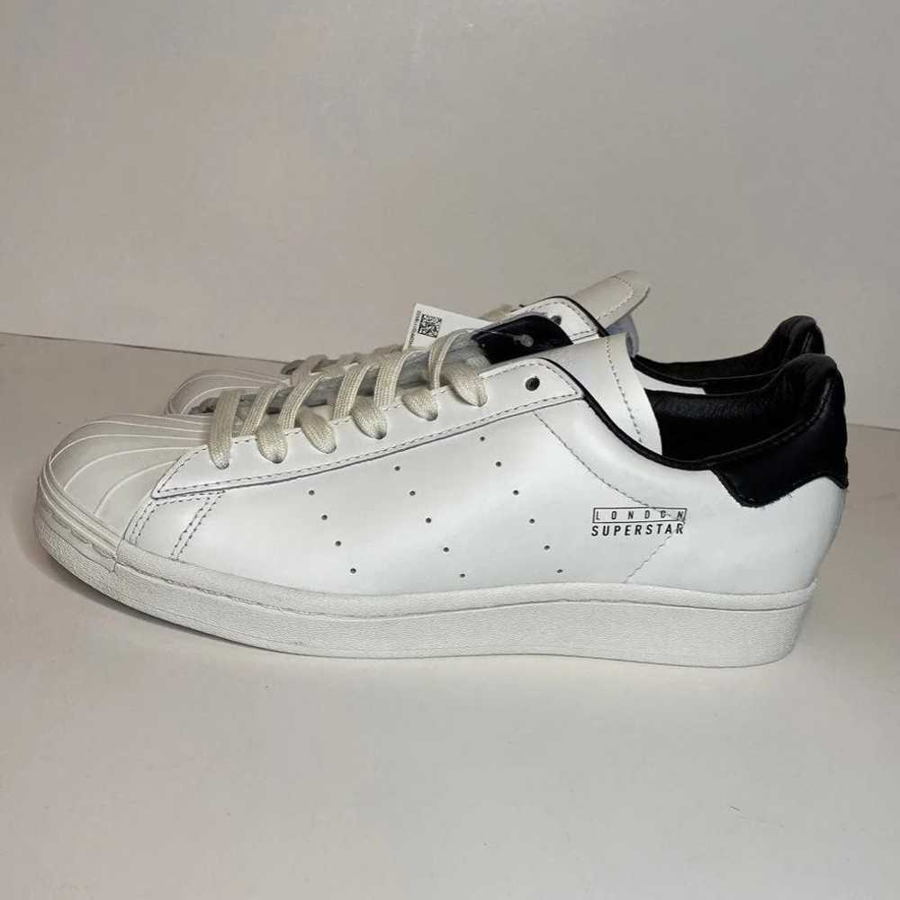 Adidas SUPERSTAR PURE London  size 7 - image 3