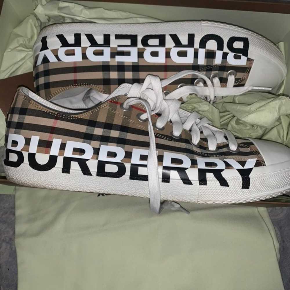 Burberry logo print vintage sneakers - image 3