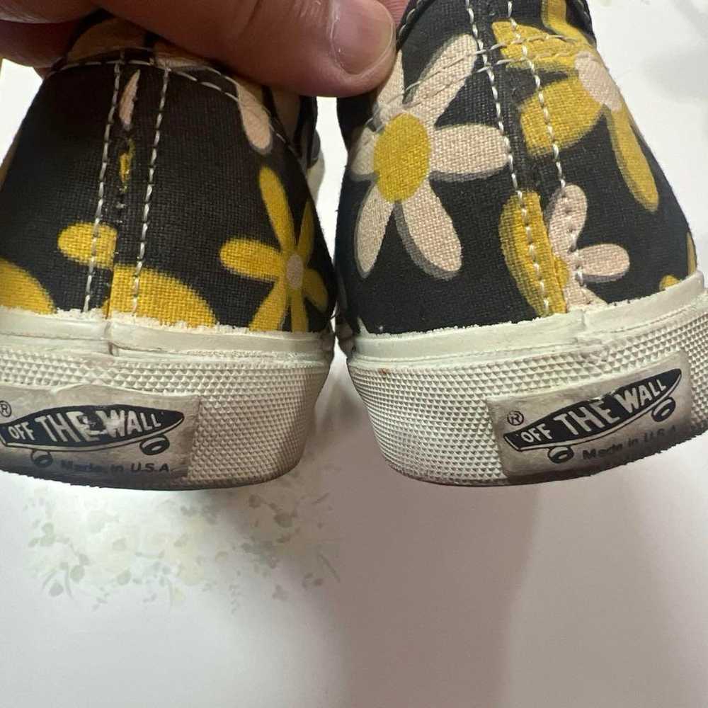 Vintage mint condition Vans, USA size 27.5, with … - image 5