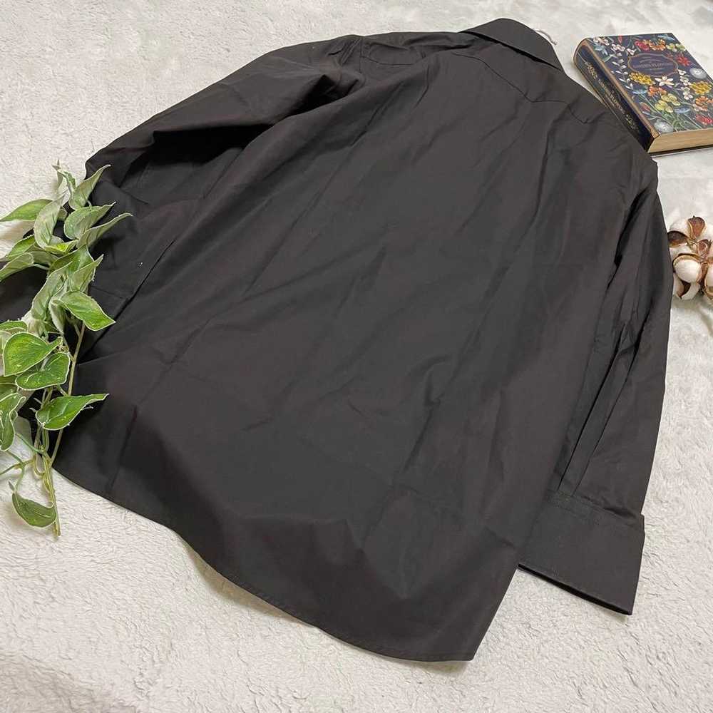 Hugo Boss long-sleeve plain black dress shirt. - image 10