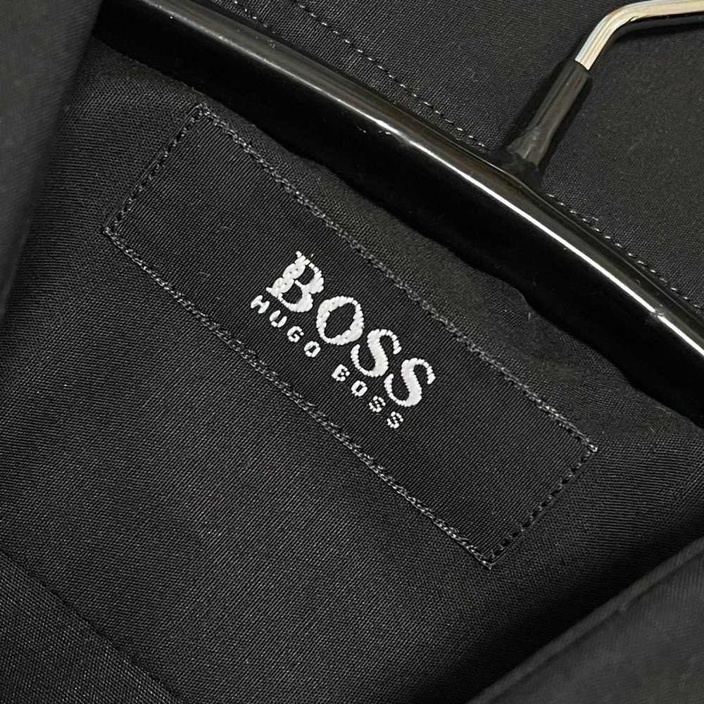 Hugo Boss long-sleeve plain black dress shirt. - image 6