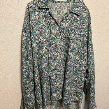 Rayon shirt with paisley pattern box silhouette. - image 1