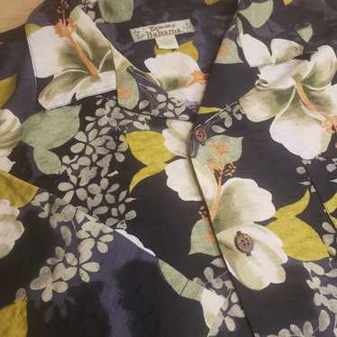 Tommy bahama Hawian shirt. Size XL