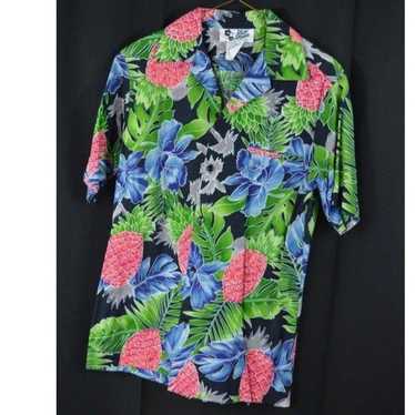 Hilo Hattie Black Hawaiian Aloha Shirt