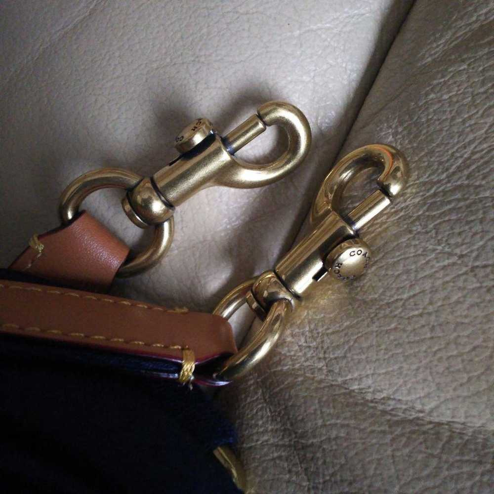 Coach shoulder bag. Immediate purchase with disco… - image 8