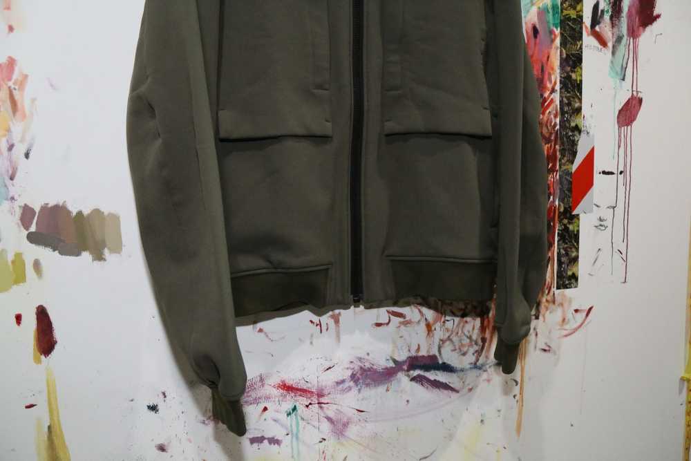 Acronym 2009 SS-J8 - image 8