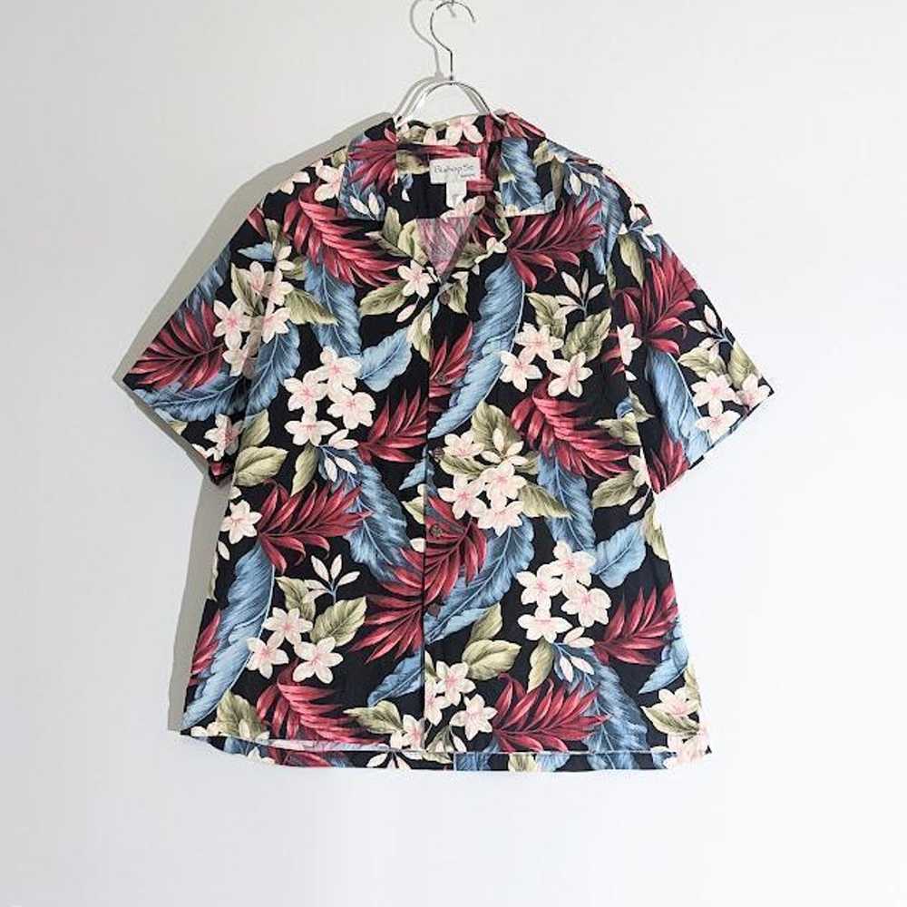 Vintage Aloha Shirt with All-over Leaf Pattern Ha… - image 2