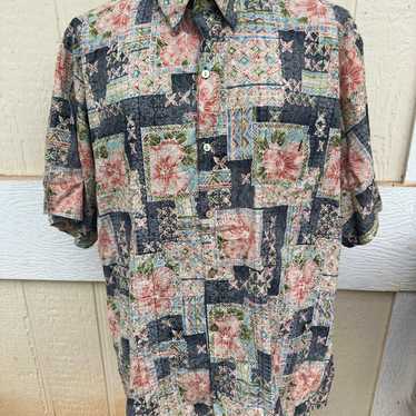 PreOwned Tori Richard Hawaiian Print Multicolored 