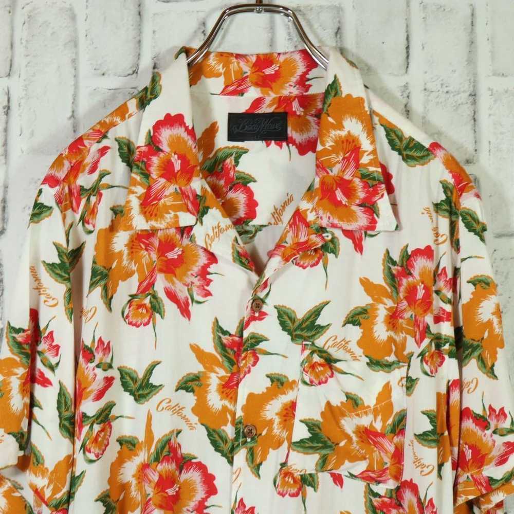 【Stylish Outfit】Vintage Aloha Shirt 100% Rayon Hi… - image 3