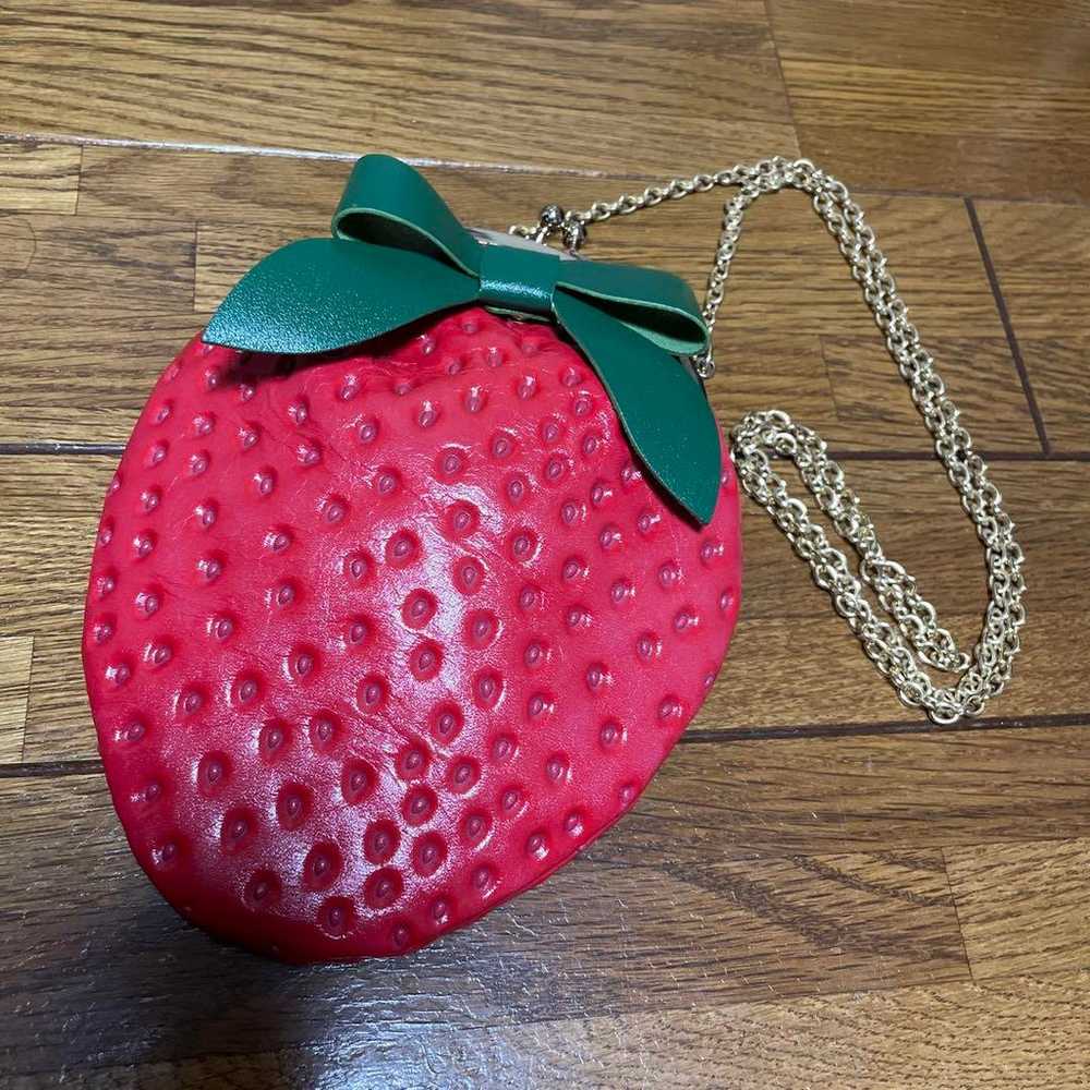 EARL'S FAVOURITE Strawberry Frame Shoulder Bag - image 3