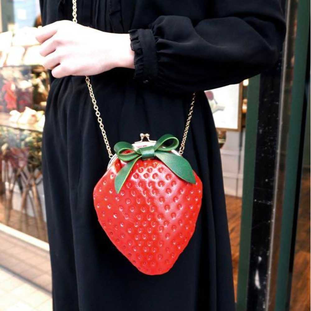 EARL'S FAVOURITE Strawberry Frame Shoulder Bag - image 4