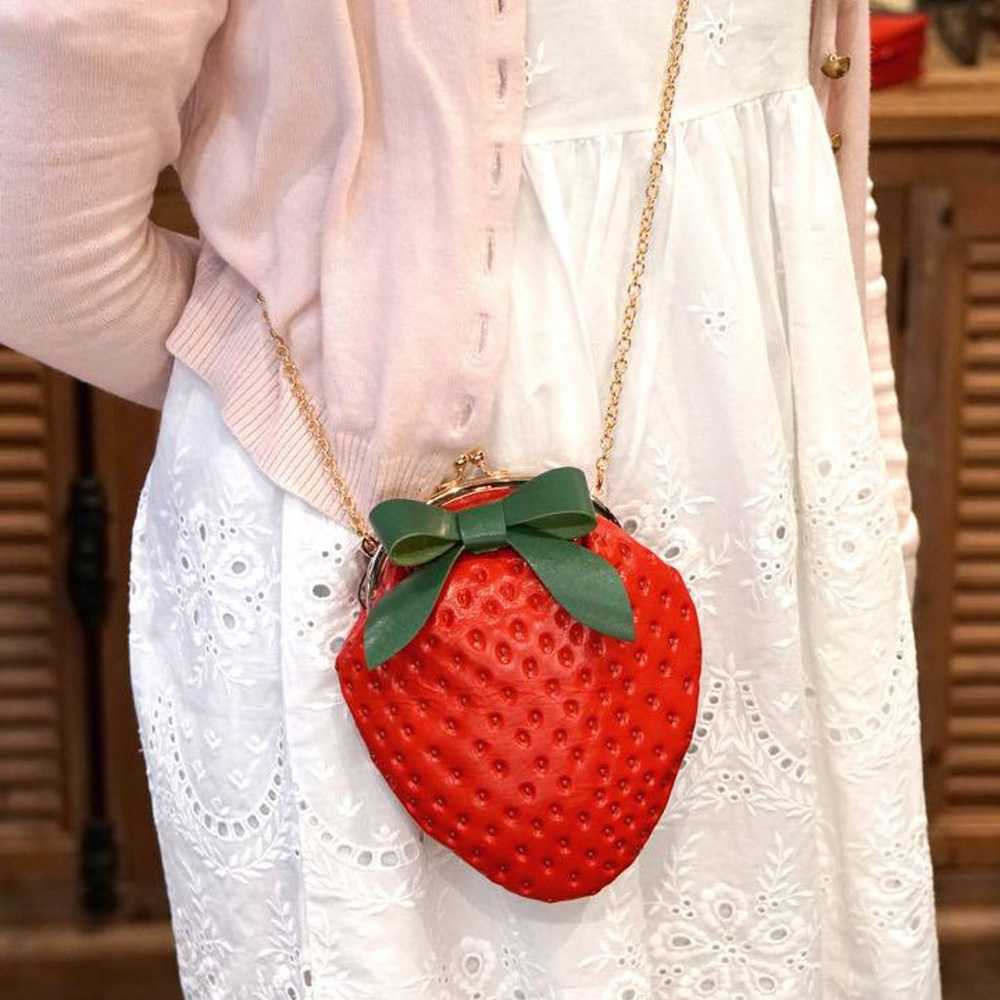 EARL'S FAVOURITE Strawberry Frame Shoulder Bag - image 6