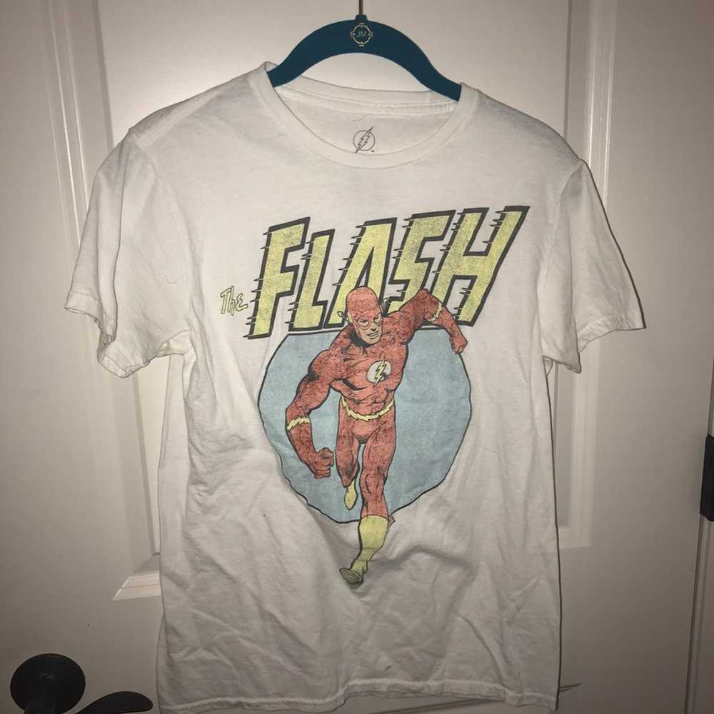 Mens vintage tshirt size small the flash - image 1