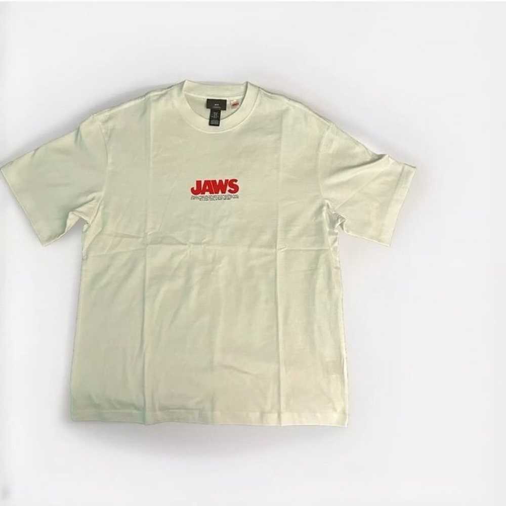 Jaws T Shirt Men Size M Brand New - image 3