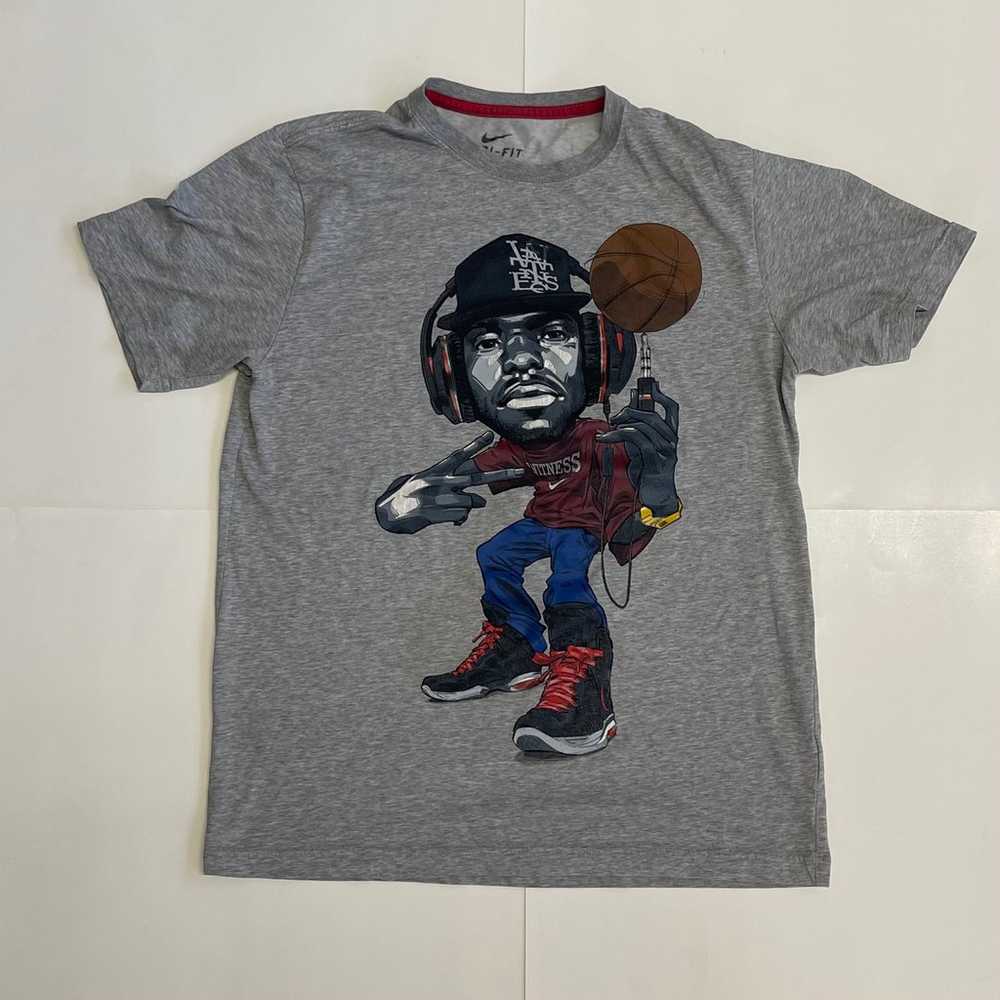 Vintage Mens Nike Lebron James Dri Fit Cartoon Ch… - image 1