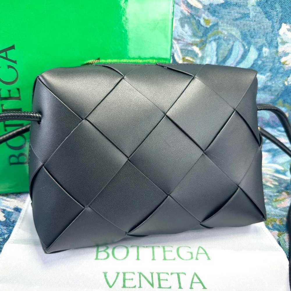 BOTTEGA VENETA stylish small cassette camera bag. - image 3