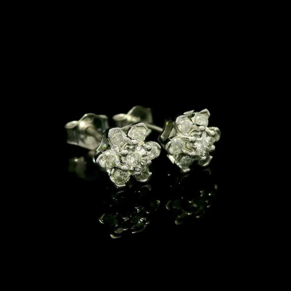 NEW! 10k White Gold 0.25ctw Diamond Petite Flower… - image 4