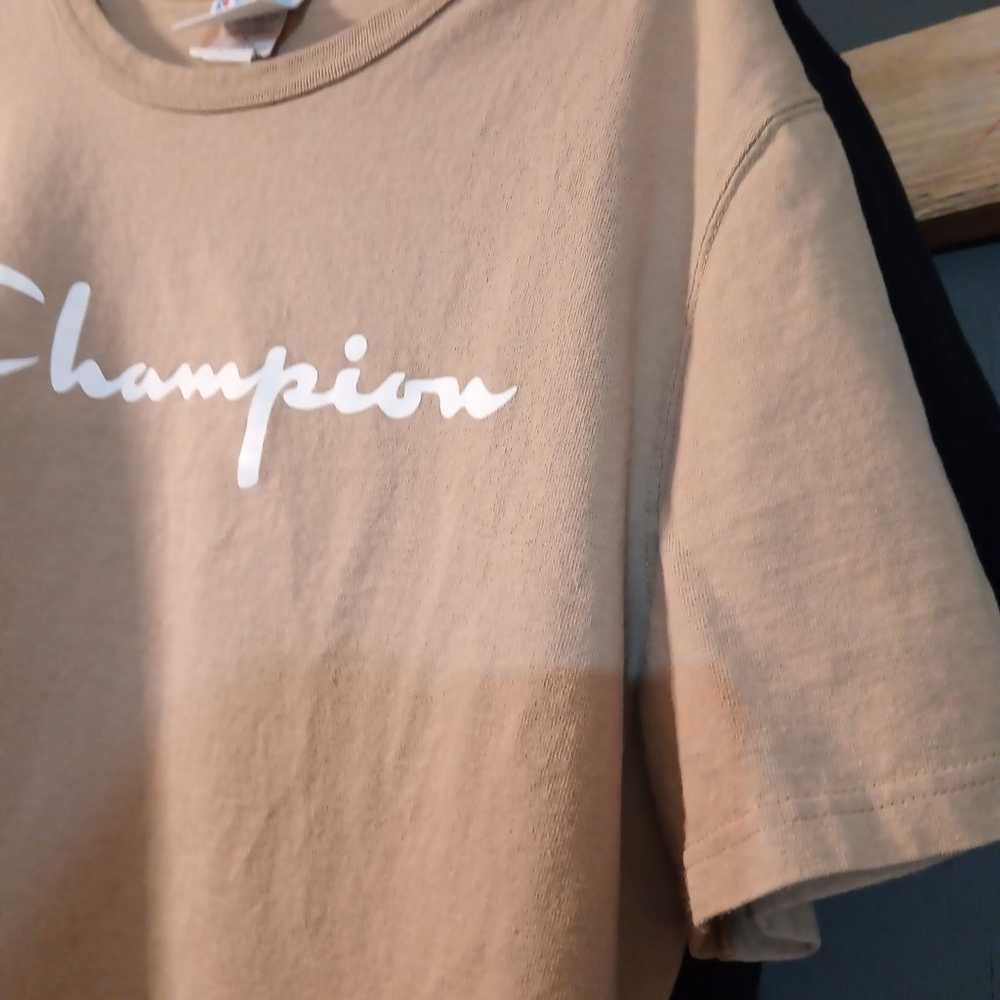 Sizelarge tan vintage champion TeeShirt short sle… - image 5