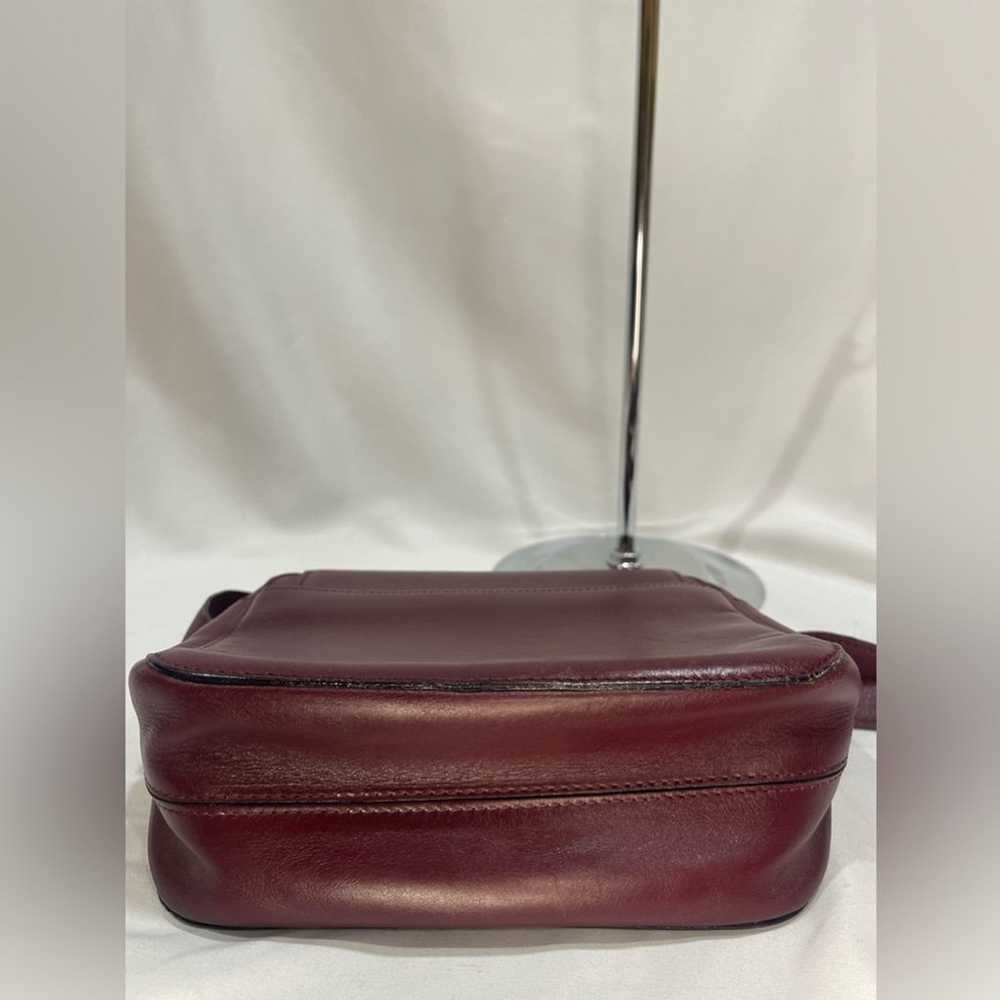 Bally Vintage Leather Burgundy Crossbody - image 3