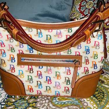 RARE Dooney and Bourke DB75 Hobo - Like New