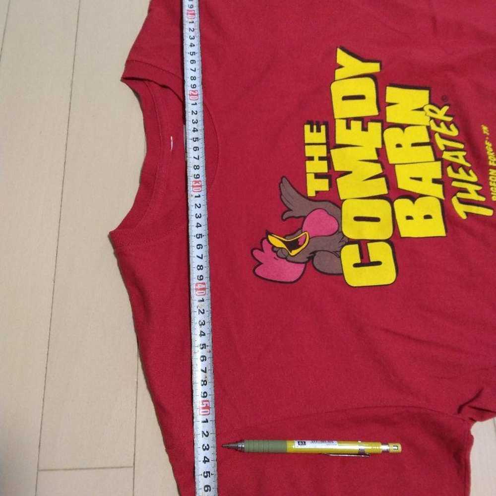 The Comedy Barn Theater Print T-shirt, size L. - image 7