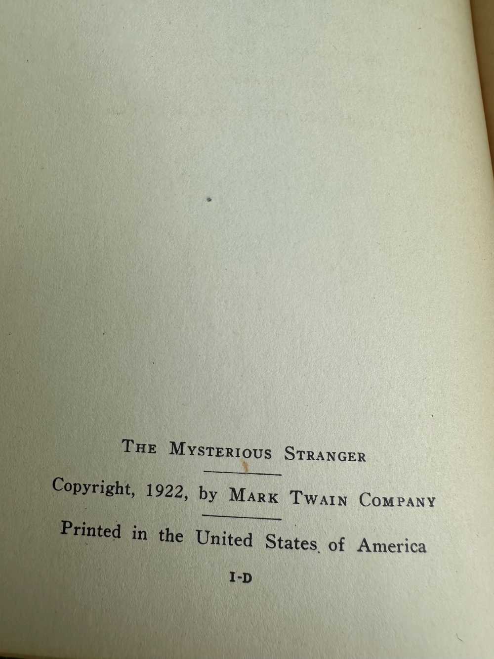 The Mysterious Stranger by Mark Twain 1922 - image 4