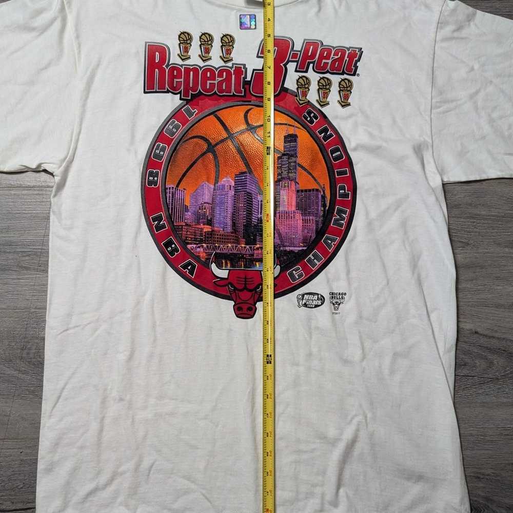 Chicago Bulls Repeat 3-Peat NBA World Champs Star… - image 9