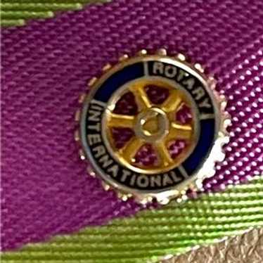 Rotary club tie pin - Gem