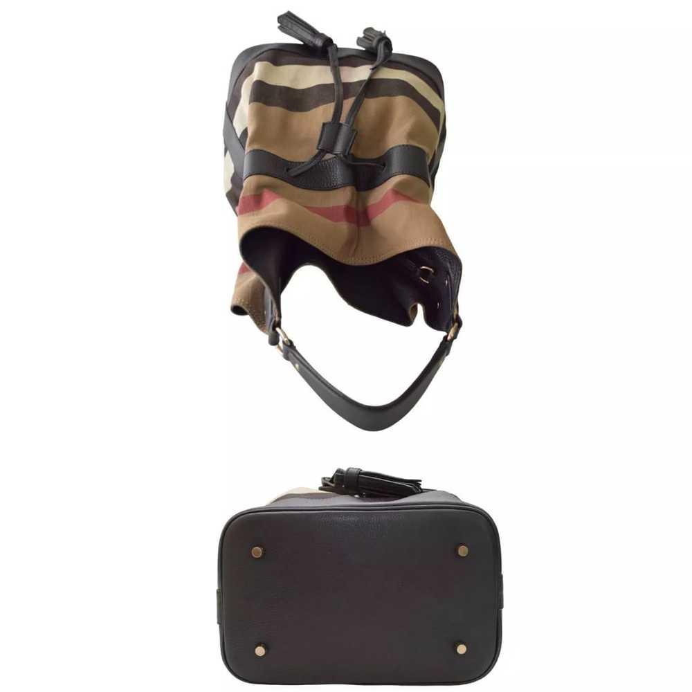 BURBERRY Ashby Bucket Check Shoulder Hobo Bag Can… - image 5