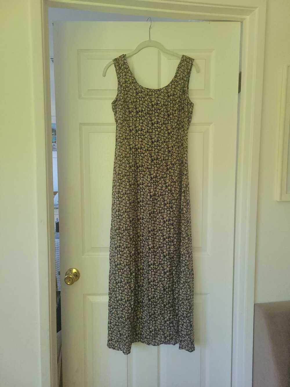 City Triangles 90s floral midi dress (8) | Used,… - image 1