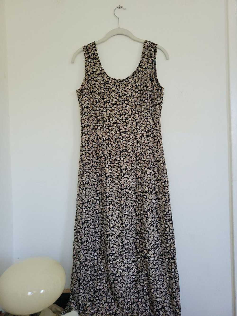 City Triangles 90s floral midi dress (8) | Used,… - image 2