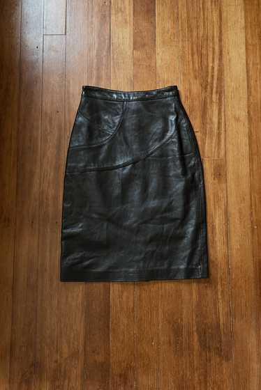 1980's BUTTERY SOFT BLACK LEATHER SKIRT | SIZE S