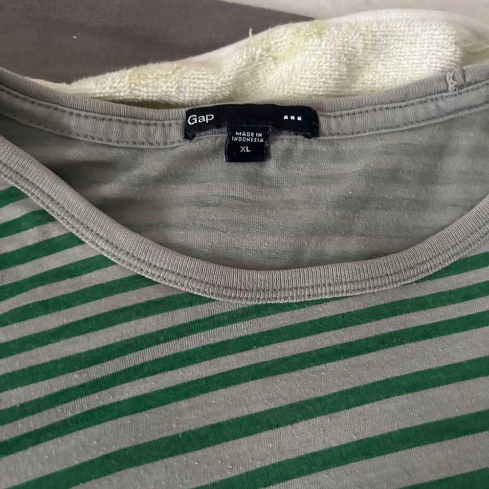 Gap T-shirt - image 1