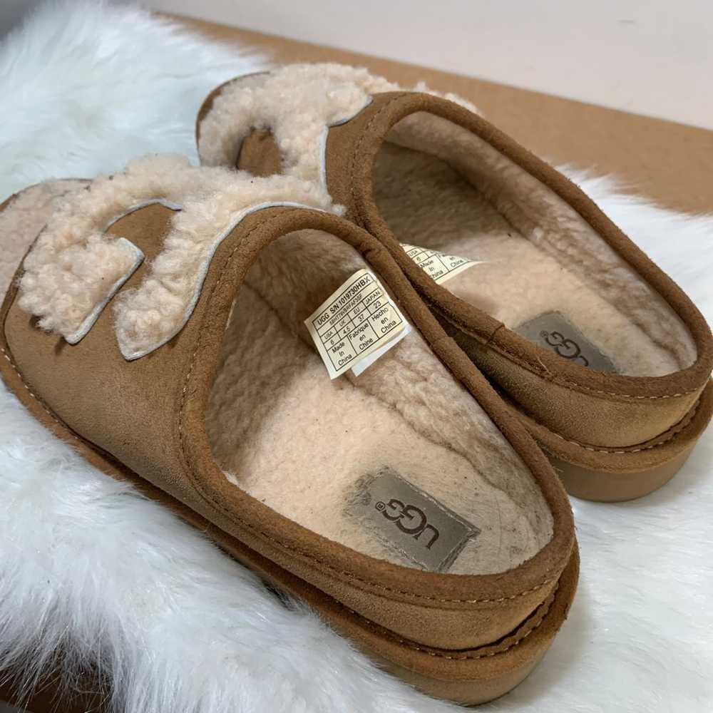 UGG Women's Chestnut Slide Size 6 - image 6