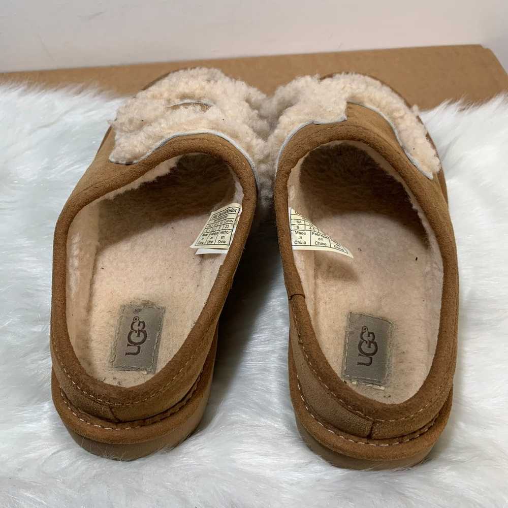 UGG Women's Chestnut Slide Size 6 - image 7