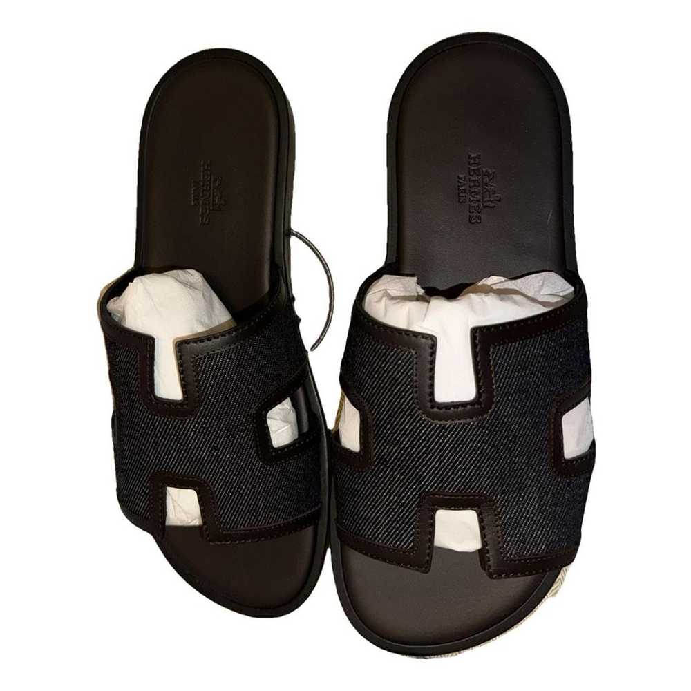 Hermès Izmir leather sandals - image 1