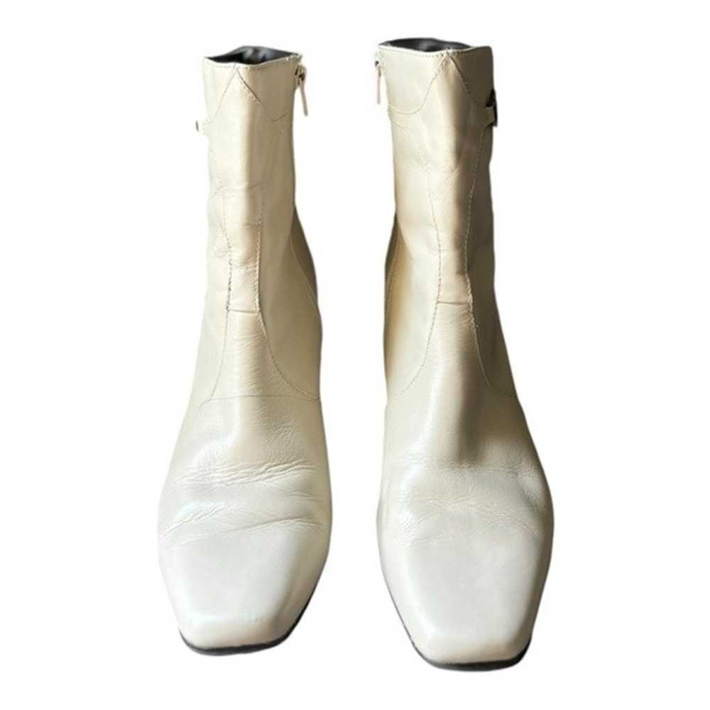 Fitzwell Cream Leather Heeled Boots Size 9.5 Low … - image 3