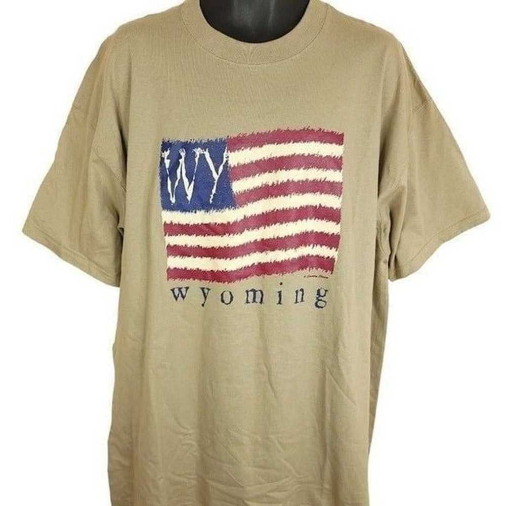 Wyoming T Shirt Vintage 90s Y2K American Flag Pat… - image 1