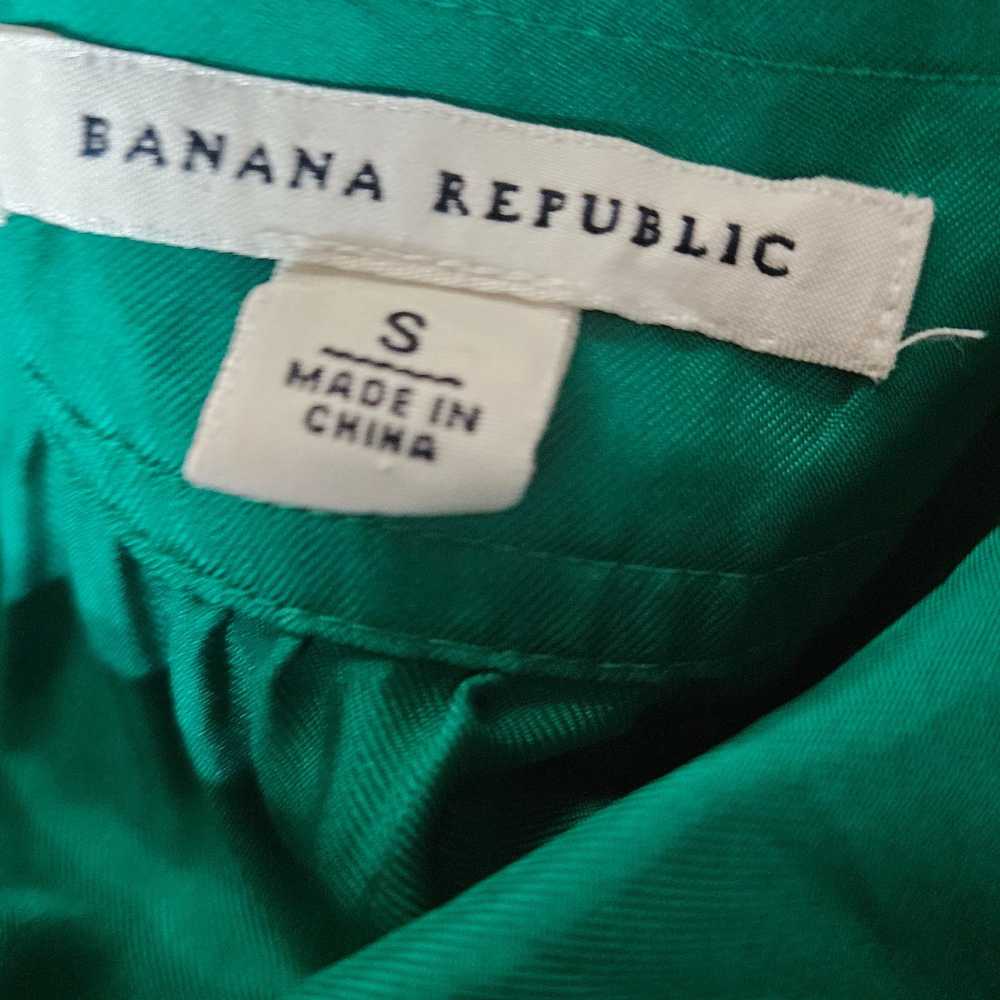 Banana Republic Banana Republic Green Silk Blouse… - image 3