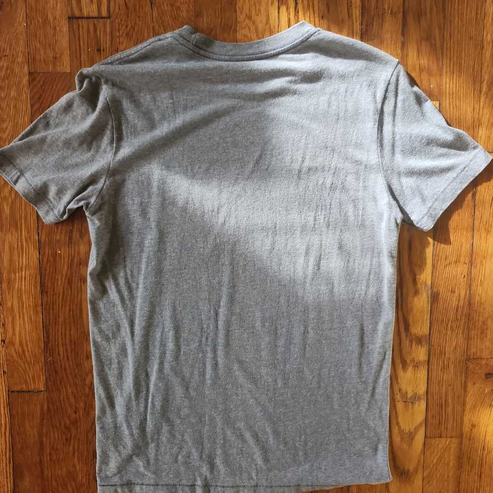 Men's Aeropostale T-Shirt in Size Small - image 4