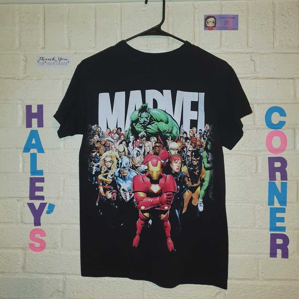 Vintage Y2K Marvel Universe Character S T-Shirt I… - image 1