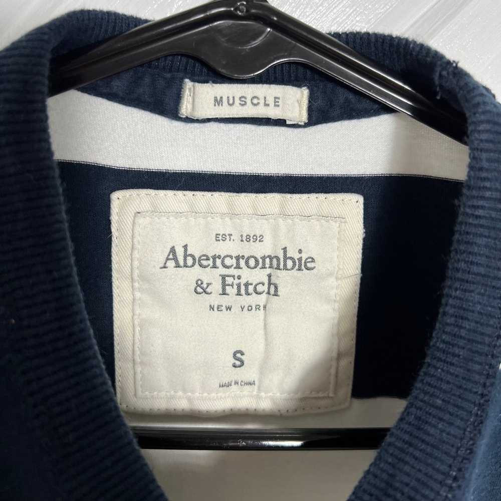 Abercrombie and Fitch Stripped Muscle Shirt S Ame… - image 3