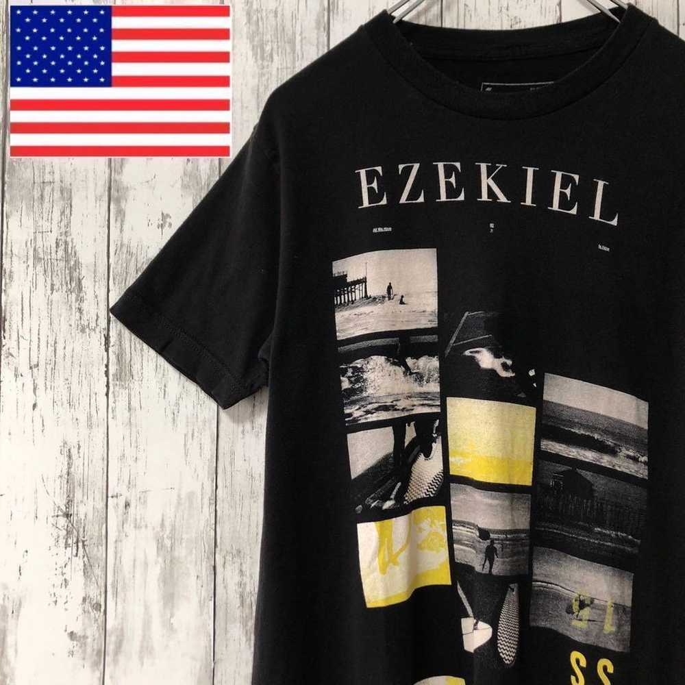 USA Vintage Big Print T-Shirt for Men - image 1