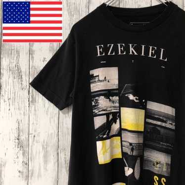 USA Vintage Big Print T-Shirt for Men - image 1