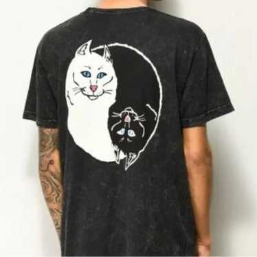 RIPNDIP YING YANG CAT VINTAGE-Style BLACK T-SHIRT 